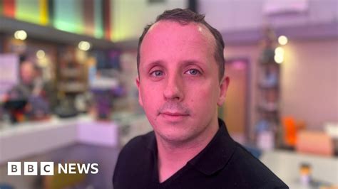 Jailed gambling addict on mission to help others .